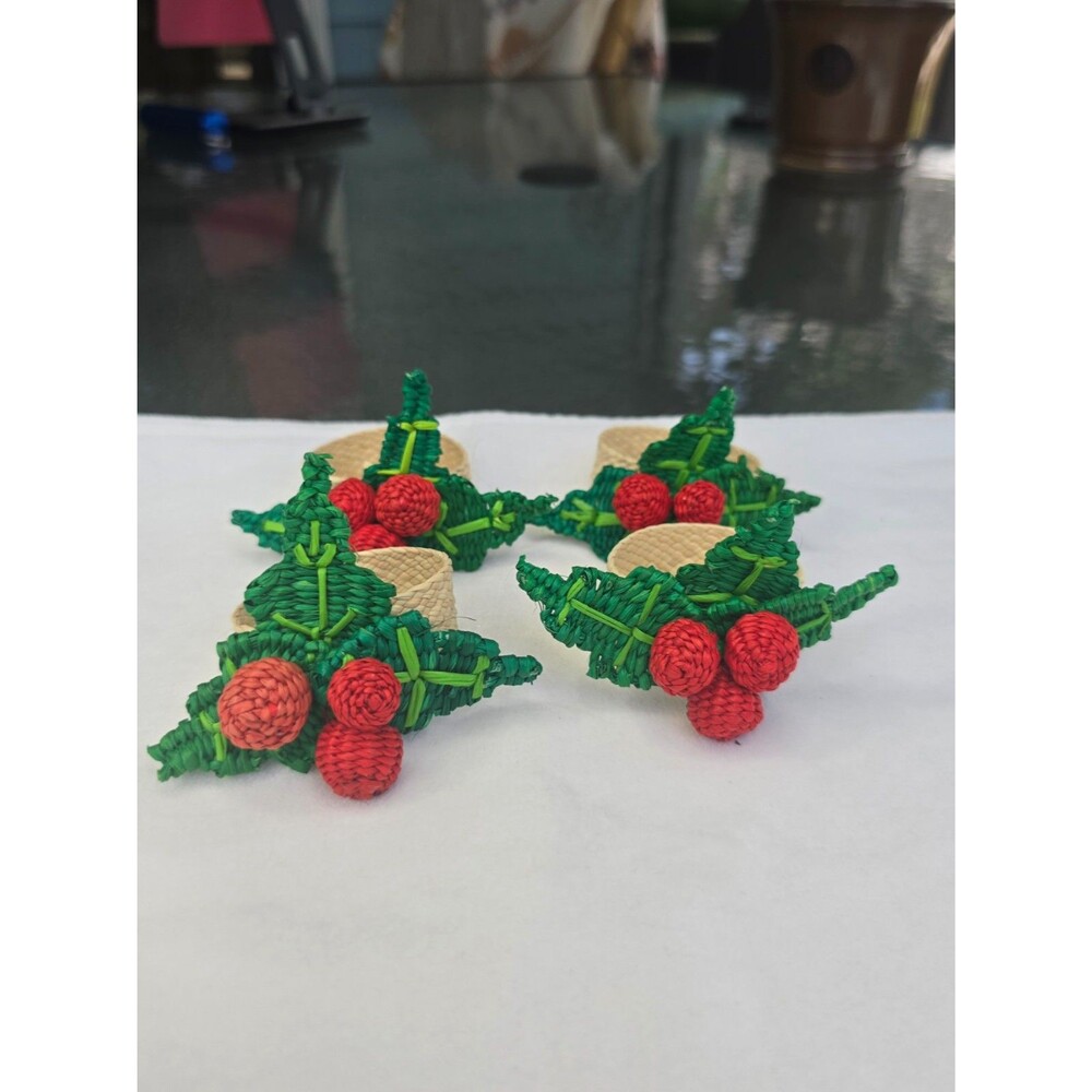 4 pc Raffia Holly Berry Christmas Napkin Rings Holiday Tablescape Farmhouse